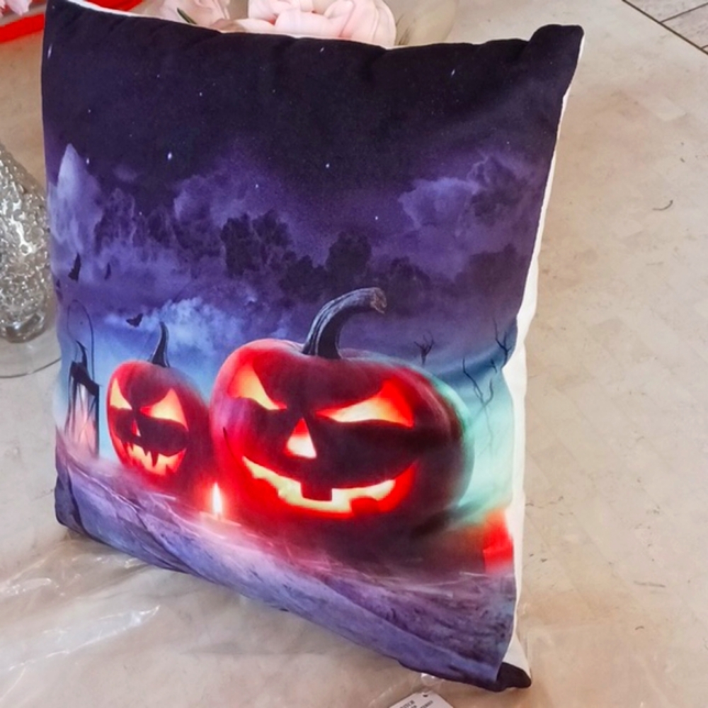 Halloween/Harvest, L.E.D. light-up"jack-o-lantern pillow,16x16 inch, NEW - Picture 2 of 8